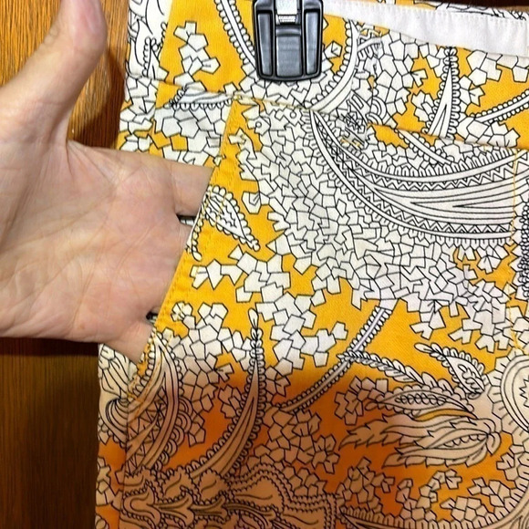 J. Crew Printed Skimmer Pant Yellow Stretch Pants Size 2 Office or Casual - Picture 6 of 9